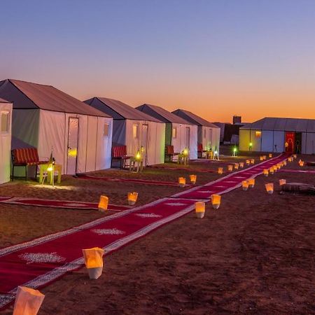 Hotel Luxury Bega Camp Merzouga Esterno foto