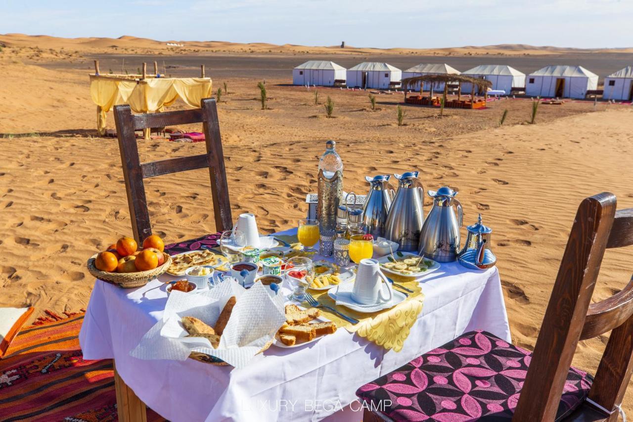 Hotel Luxury Bega Camp Merzouga Esterno foto