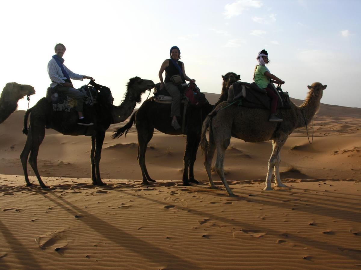 Hotel Luxury Bega Camp Merzouga Esterno foto